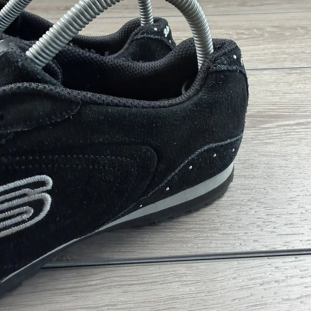 Skechers Women's Suede Low Top Athletic Lace Up Sneakers Black Size 10